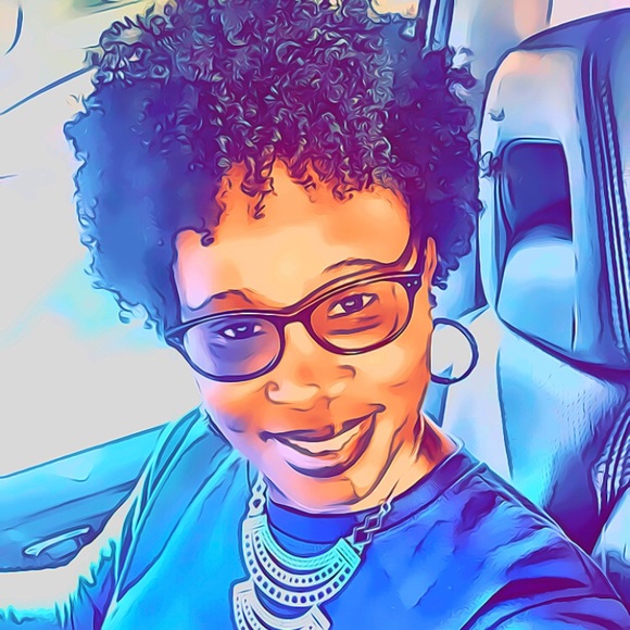 Meet your Posher, Teshna - Picture 1 of 2